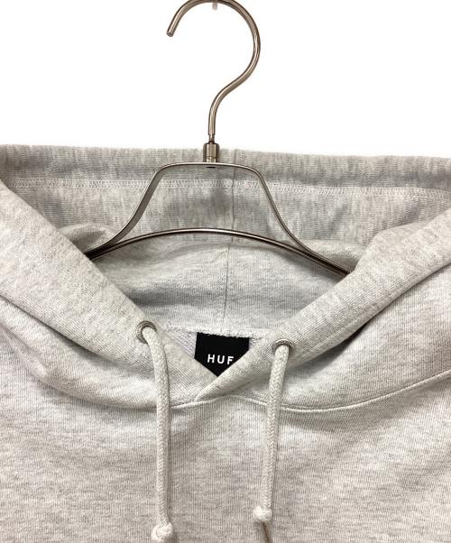 HUF（ハフ）HUF (ハフ) プルオーバーパーカー ライトグレー サイズ:Mの古着・服飾アイテム