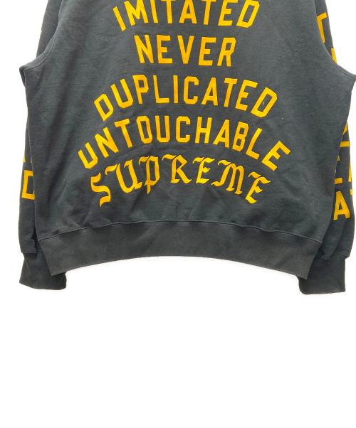 SUPREME（シュプリーム）Supreme (シュプリーム) プルオーバーパーカー/Team Flocked Hooded Sweatshirt 23SS  ブラック×イエロー サイズ:Mの古着・服飾アイテム