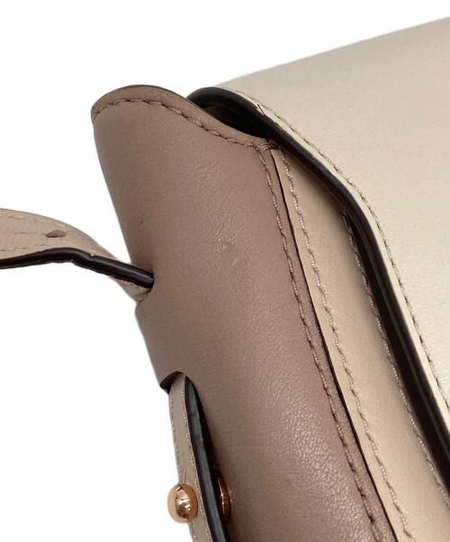 MICHAEL KORS（マイケル・コース）MICHAEL KORS (マイケルコース) ショルダーバッグ/Jolene Tricolor Saddle Crossbody アイボリー×ピンクの古着・服飾アイテム