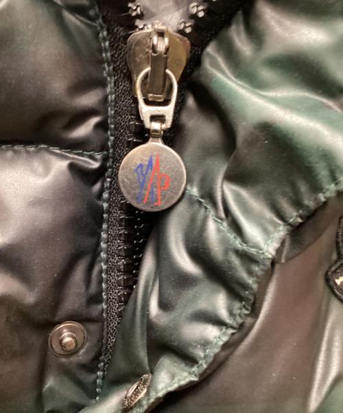 MONCLER（モンクレール）MONCLER (モンクレール) ダウンベスト/CORBIER グリーン×ブラック サイズ:Sの古着・服飾アイテム