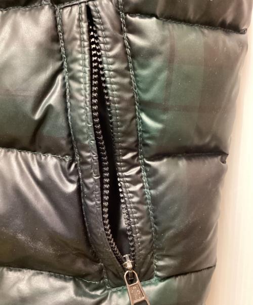 MONCLER（モンクレール）MONCLER (モンクレール) ダウンベスト/CORBIER グリーン×ブラック サイズ:Sの古着・服飾アイテム