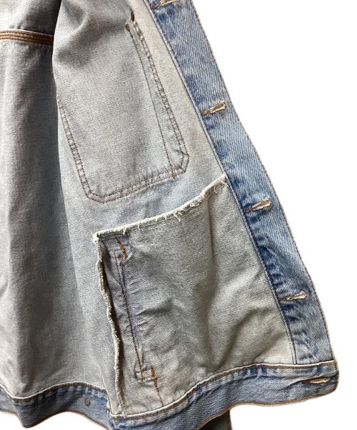 LEVI'S（リーバイス）LEVI'S (リーバイス) デニムトラッカージャケット ブルー×カーキ サイズ:Mの古着・服飾アイテム
