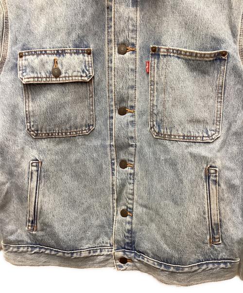 LEVI'S（リーバイス）LEVI'S (リーバイス) デニムトラッカージャケット ブルー×カーキ サイズ:Mの古着・服飾アイテム