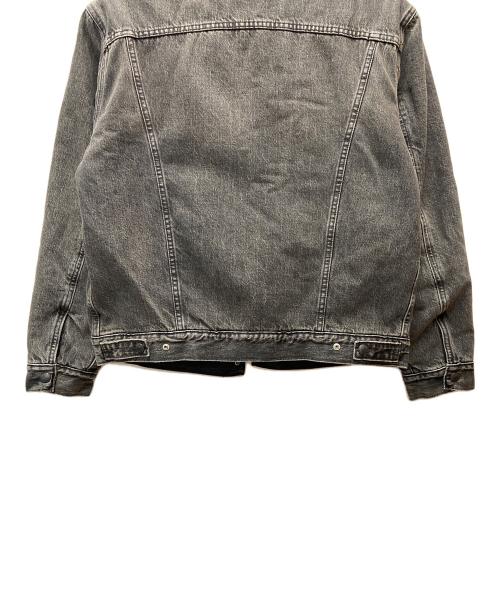 LEVI'S（リーバイス）LEVI'S (リーバイス) デニムボアトラッカージャケット ブラック サイズ:Mの古着・服飾アイテム