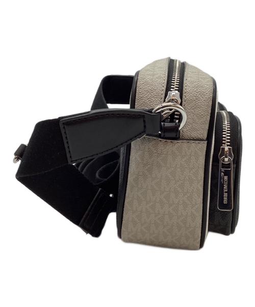 MICHAEL KORS（マイケル・コース）MICHAEL KORS (マイケル・コース) ショルダーバッグ グレー×ブラックの古着・服飾アイテム