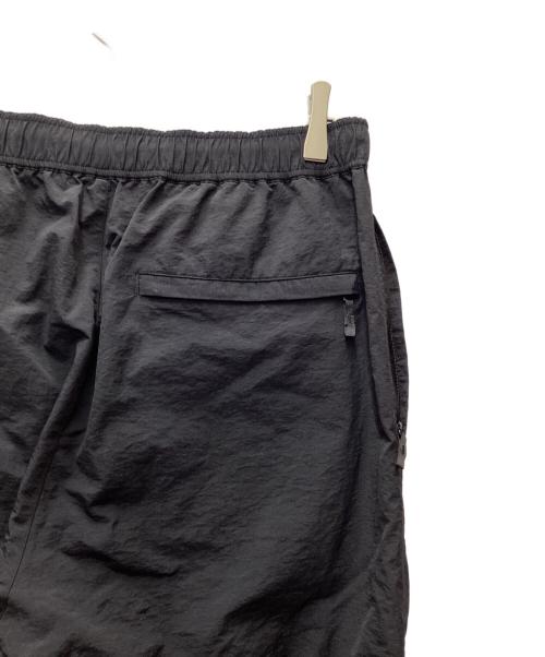 The Ennnoy Professional（ザ エンノイ プロフェッショナル）The Ennnoy Professional (ザ エンノイ プロフェッショナル) スタイリスト私物 (スタイリストシブツ) ナイロンパンツ ブラック サイズ:Mの古着・服飾アイテム