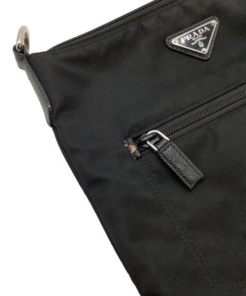 PRADA（プラダ）PRADA (プラダ) ナイロンショルダーバッグ ブラックの古着・服飾アイテム