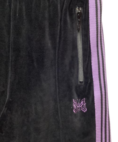 Needles（ニードルズ）Needles (ニードルズ) トラックパンツ ブラック×パープル サイズ:XSの古着・服飾アイテム