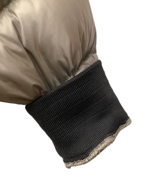 MONCLER（モンクレール）MONCLER (モンクレール) ダウンジャケット グレー×ブラック サイズ:1の古着・服飾アイテム