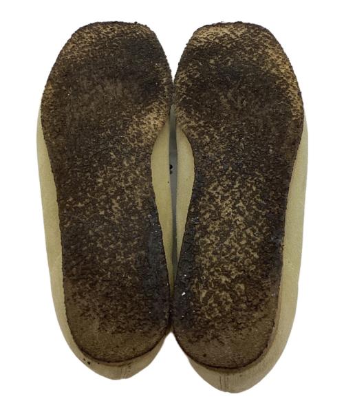 CLARKS（クラークス）CLARKS (クラークス) ワラビー ベージュ サイズ:27cmの古着・服飾アイテム