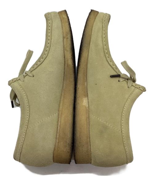 CLARKS（クラークス）CLARKS (クラークス) ワラビー ベージュ サイズ:27cmの古着・服飾アイテム