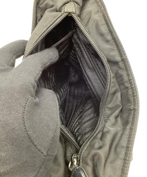 PRADA（プラダ）PRADA (プラダ) チェーンショルダーバッグ ブラックの古着・服飾アイテム