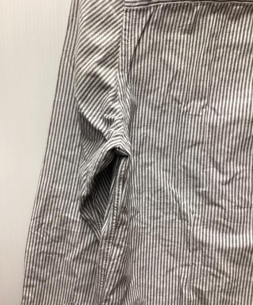 AMI Alexandre Mattiussi（アミアレクサンドルマテュッシ）AMI Alexandre Mattiussi (アミアレクサンドルマテュッシ) 長袖シャツ グレー×ホワイト サイズ:42の古着・服飾アイテム