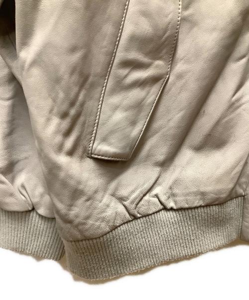 EVISEN（エビセン）EVISEN (エビセン) ラムレザージャケット ベージュ サイズ:Lの古着・服飾アイテム