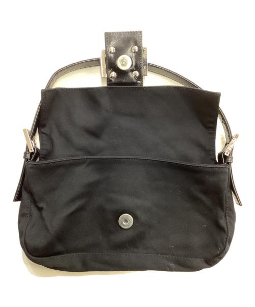 FENDI（フェンディ）FENDI (フェンディ) ショルダーバッグ ブラックの古着・服飾アイテム