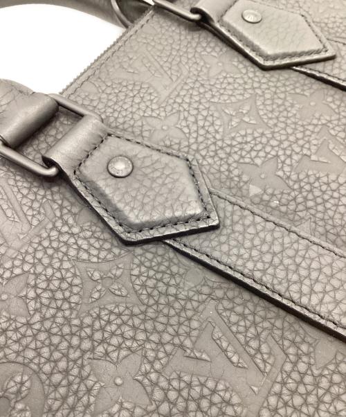 LOUIS VUITTON（ルイ ヴィトン）LOUIS VUITTON (ルイ ヴィトン) 2WAYショルダーバッグ/モノグラム・トリヨン・サックプラ・クロス ブラックの古着・服飾アイテム