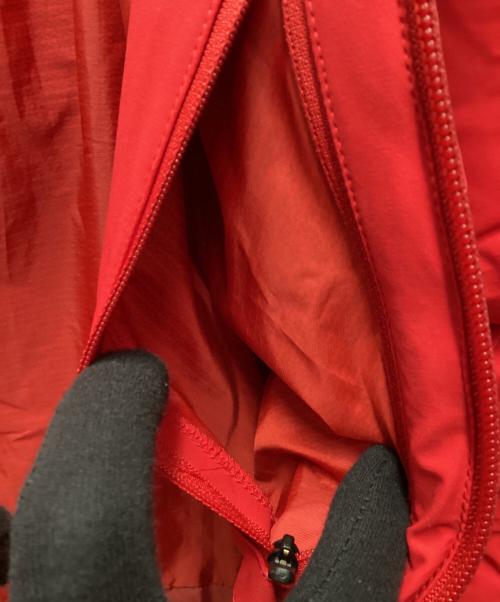 DESCENTE（デサント）DESCENTE (デサント) ダウンジャケット レッド サイズ:Lの古着・服飾アイテム