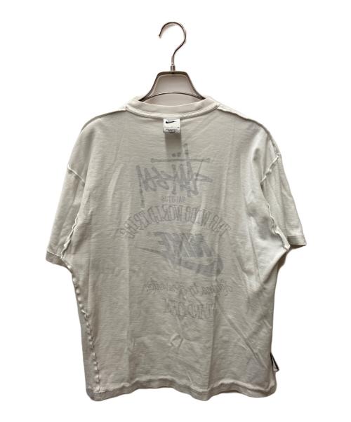 NIKE（ナイキ）NIKE (ナイキ) stussy (ステューシー) 半袖カットソー ホワイト サイズ:Sの古着・服飾アイテム