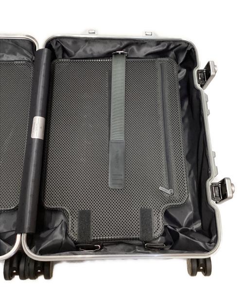 RIMOWA（リモワ）RIMOWA (リモワ) キャリーバッグ/キャビンS シルバーの古着・服飾アイテム