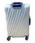 TUMI (トゥミ) キャリーバッグ シルバー：70000円
