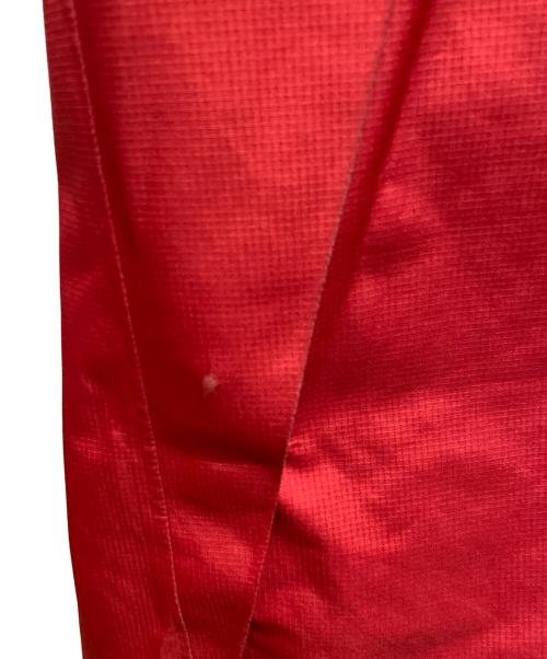 MARMOT（マーモット）MARMOT (マーモット) マウンテンパーカー レッド サイズ:Mの古着・服飾アイテム