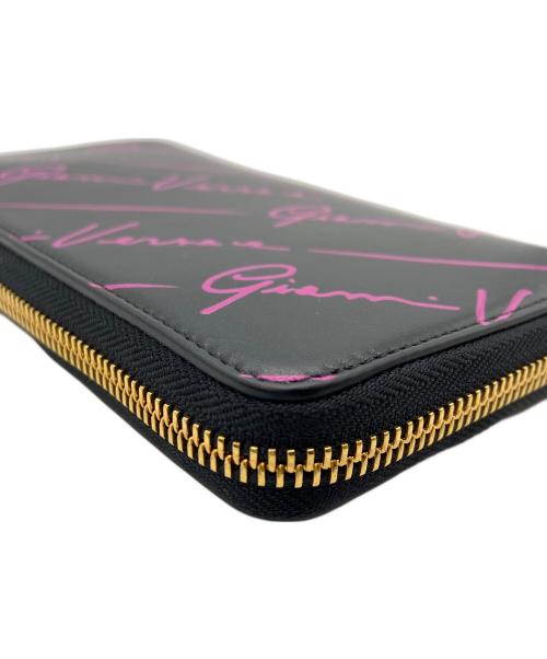 GIANNI VERSACE（ジャンニ・ヴェルサーチ）GIANNI VERSACE (ジャンニ・ヴェルサーチ) 長財布 ブラック×ピンクの古着・服飾アイテム
