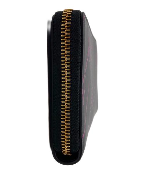 GIANNI VERSACE（ジャンニ・ヴェルサーチ）GIANNI VERSACE (ジャンニ・ヴェルサーチ) 長財布 ブラック×ピンクの古着・服飾アイテム