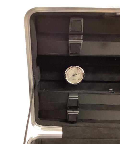 RIMOWA（リモワ）RIMOWA (リモワ) GEWA (GEWA) バイオリンケース シルバー×ブラックの古着・服飾アイテム