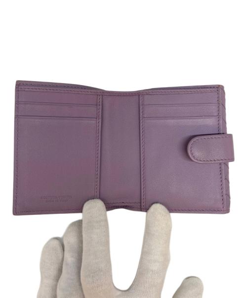 BOTTEGA VENETA（ボッテガベネタ）BOTTEGA VENETA (ボッテガベネタ) 2つ折り財布 パープルの古着・服飾アイテム