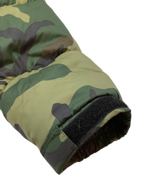 THE NORTH FACE（ザ ノース フェイス）THE NORTH FACE (ザ ノース フェイス) ダウンジャケット グリーン×ブラック サイズ:Mの古着・服飾アイテム