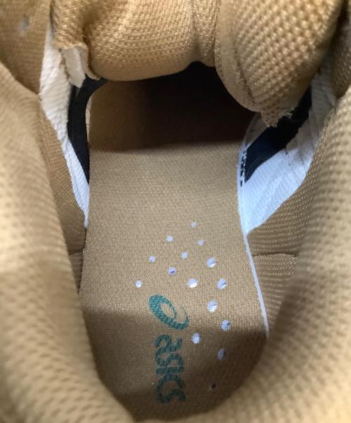 asics（アシックス）asics (アシックス) ミッドカットスニーカー ブラウン サイズ:27.5の古着・服飾アイテム