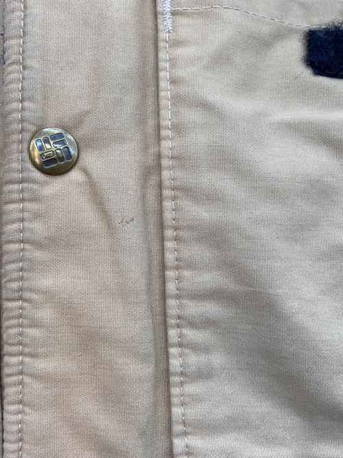 Columbia（コロンビア）Columbia (コロンビア) 中綿ベスト/イエローストーンタグ/70-80年代 ベージュ サイズ:Mの古着・服飾アイテム
