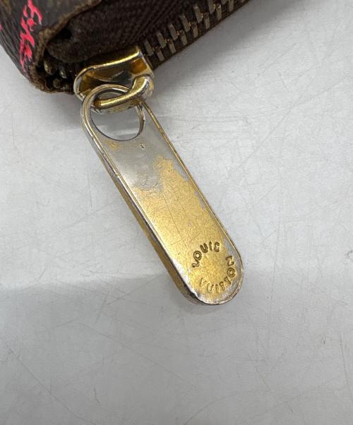 LOUIS VUITTON（ルイ ヴィトン）LOUIS VUITTON (ルイ ヴィトン) ラウンドファスナー財布/モノグラム・グラフティ・ジッピー ウォレット ショッキングピンク・ブラウンの古着・服飾アイテム