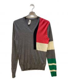 DSQUARED2（ディースクエアード）の古着「薄手ニット」｜グレー×レッド