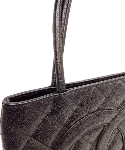 CHANEL（シャネル）CHANEL (シャネル) トートバッグ/マトラッセ ブラックの古着・服飾アイテム