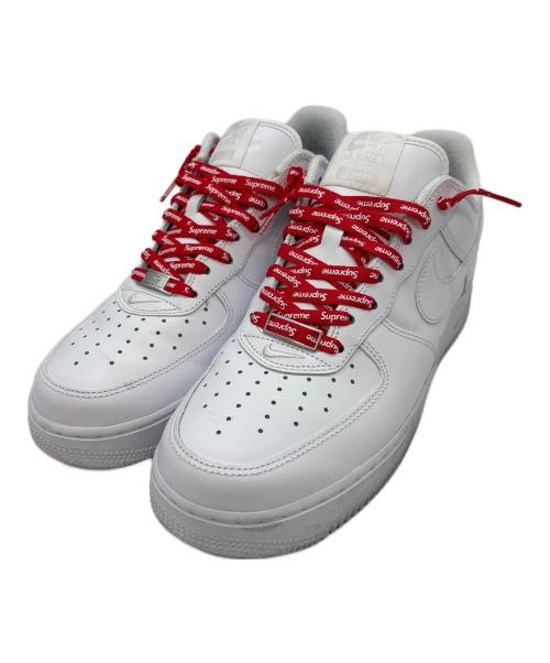 NIKE（ナイキ）NIKE (ナイキ) SUPREME (シュプリーム) ローカットスニーカーAir Force 1 Low ホワイト サイズ:27cmの古着・服飾アイテム