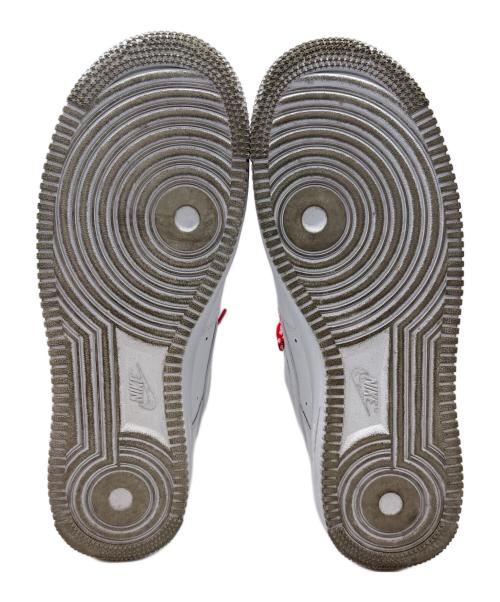 NIKE（ナイキ）NIKE (ナイキ) SUPREME (シュプリーム) ローカットスニーカーAir Force 1 Low ホワイト サイズ:27cmの古着・服飾アイテム