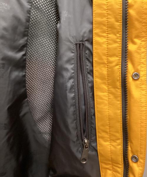THE NORTH FACE（ザ ノース フェイス）THE NORTH FACE (ザ ノース フェイス) マウンテンライトジャケット イエロー×ブラック サイズ:Mの古着・服飾アイテム