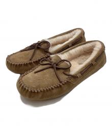 UGG（アグ）の古着「モカシンシューズDAKOTA（ダコタ）」｜ベージュ×ブラウン