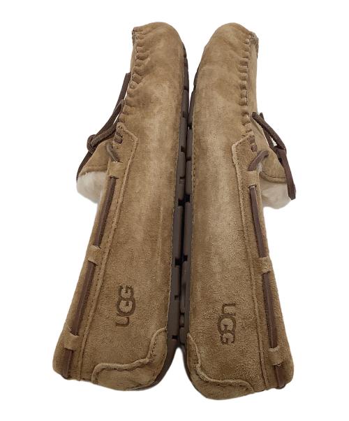 UGG（アグ）UGG (アグ) モカシンシューズDAKOTA（ダコタ） ベージュ×ブラウン サイズ:24㎝の古着・服飾アイテム