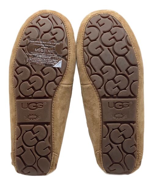 UGG（アグ）UGG (アグ) モカシンシューズDAKOTA（ダコタ） ベージュ×ブラウン サイズ:24㎝の古着・服飾アイテム