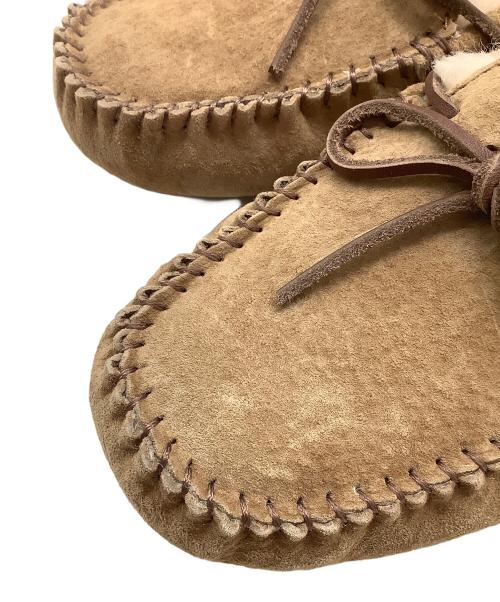 UGG（アグ）UGG (アグ) モカシンシューズDAKOTA（ダコタ） ベージュ×ブラウン サイズ:24㎝の古着・服飾アイテム