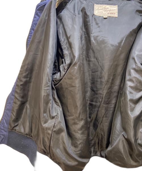 AVIREX（アヴィレックス）AVIREX (アヴィレックス) ジャケットNEW YORK HOODED AWARD JACKET ネイビー サイズ:Lの古着・服飾アイテム