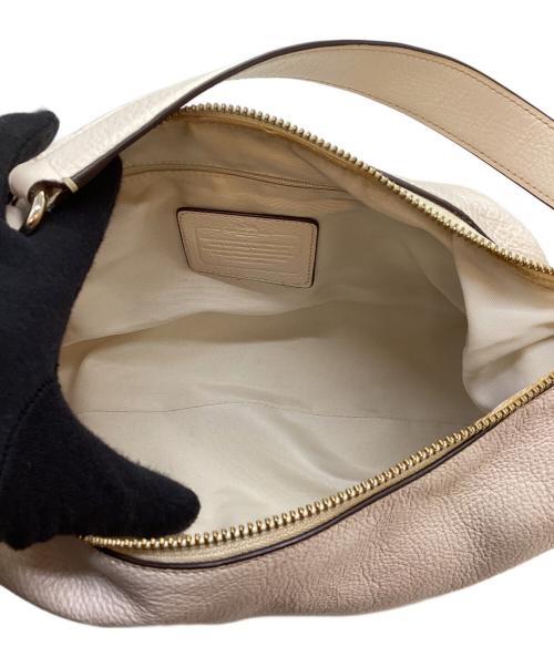 COACH（コーチ）COACH (コーチ) ショルダーバッグ アイボリーの古着・服飾アイテム