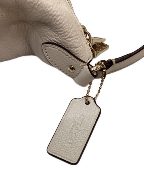 COACH（コーチ）COACH (コーチ) ショルダーバッグ アイボリーの古着・服飾アイテム