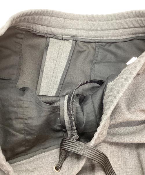 BURBERRY（バーバリー）BURBERRY (バーバリー) ジョガーパンツ グレー サイズ:XLの古着・服飾アイテム