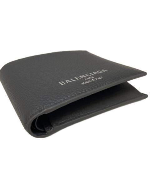 BALENCIAGA（バレンシアガ）BALENCIAGA (バレンシアガ) 2つ折り財布 グレーの古着・服飾アイテム
