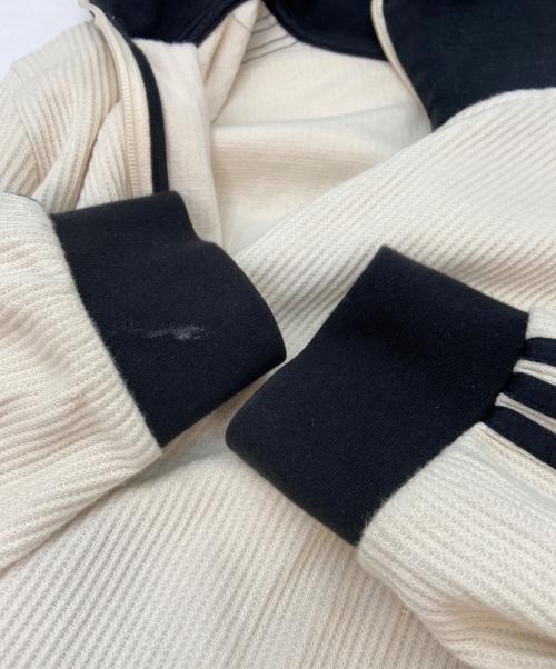 adidas（アディダス）adidas (アディダス) トラックジャケット アイボリー×ブラック サイズ:2XLの古着・服飾アイテム