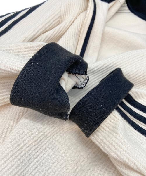 adidas（アディダス）adidas (アディダス) トラックジャケット アイボリー×ブラック サイズ:2XLの古着・服飾アイテム