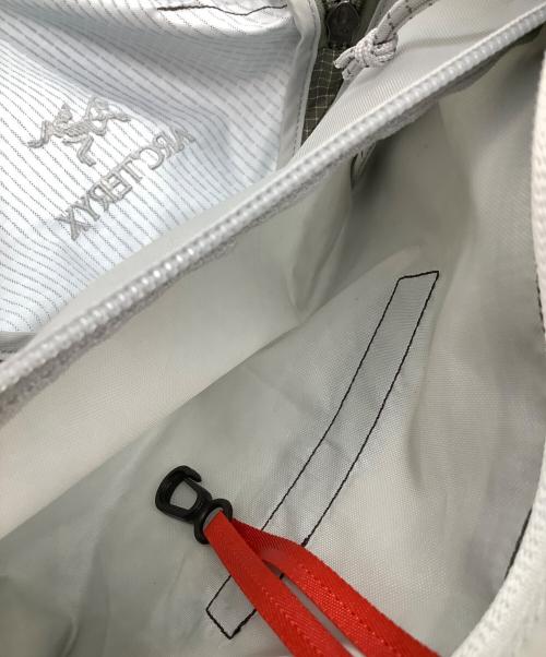 ARC'TERYX（アークテリクス）ARC'TERYX (アークテリクス) バックパック グレーの古着・服飾アイテム